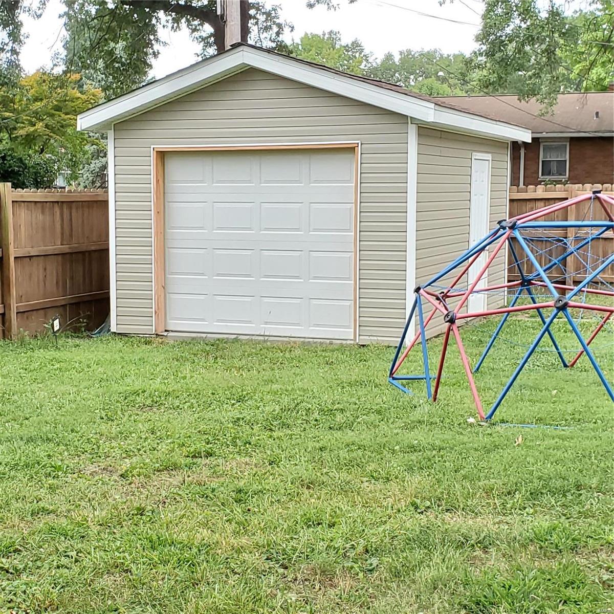 3241 Fehling Road Granite City, IL 62040 - Photo 8 of 33 Gallery Image 8