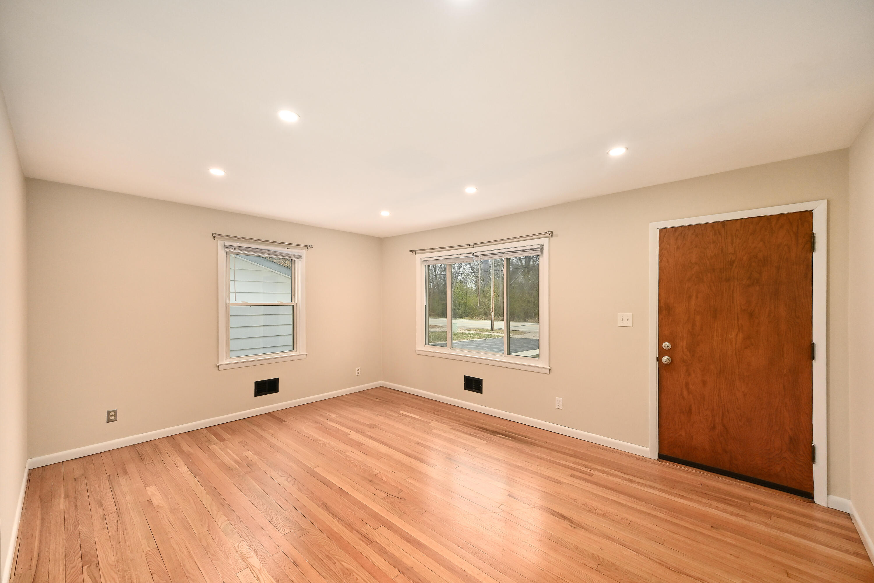 13640 West Burleigh Road Brookfield, WI 53005 - Photo 3 of 40 Real Oak Hardwood Floors