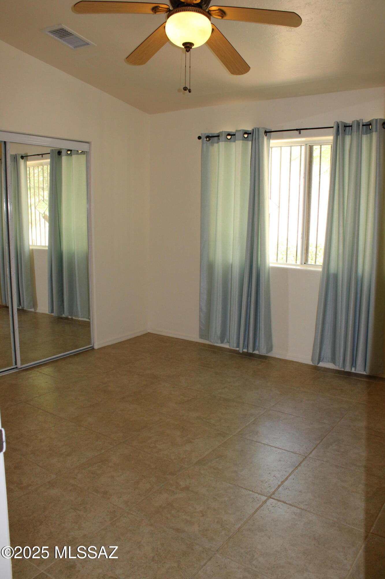 231 Via Espina Rio Rico, AZ 85648 - Photo 18 of 28