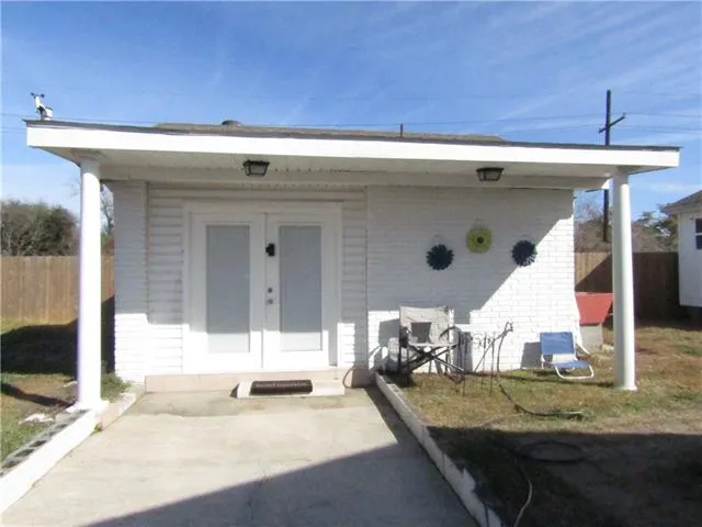 $240,000 | 7207 Friscoville Avenue, Arabi, LA 70032
