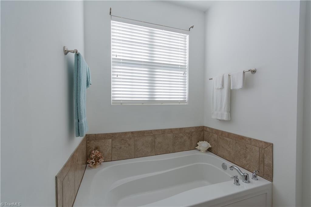 116 Kreeger Court King, NC 27021 - Photo 38 of 49