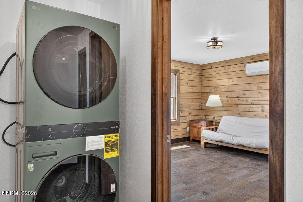 21545 Stallion Road Reno, NV 89521 - Photo 14 of 28 laundry