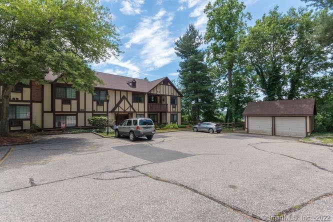 125 Warner Hill Rd, Unit 105, Stratford, CT 06614 Compass