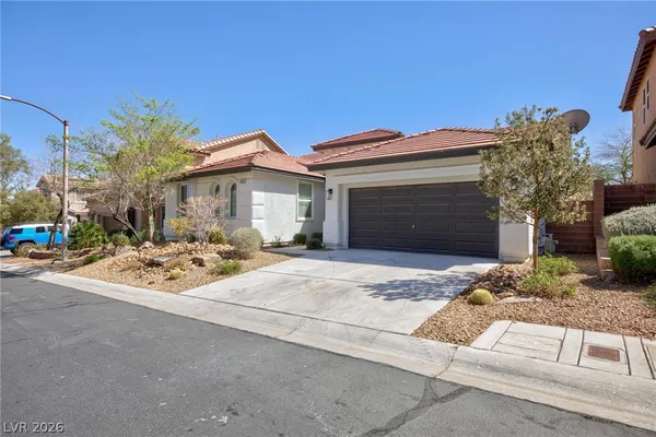$3,700 | 10378 Grizzly Forest Drive, Las Vegas, NV 89178
