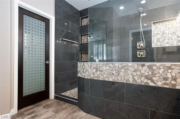 $3,700 | 10378 Grizzly Forest Drive, Las Vegas, NV 89178