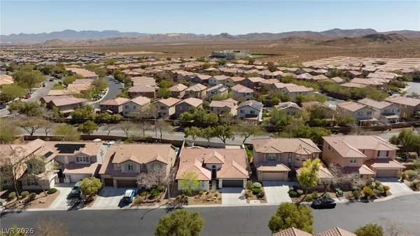 $3,700 | 10378 Grizzly Forest Drive, Las Vegas, NV 89178