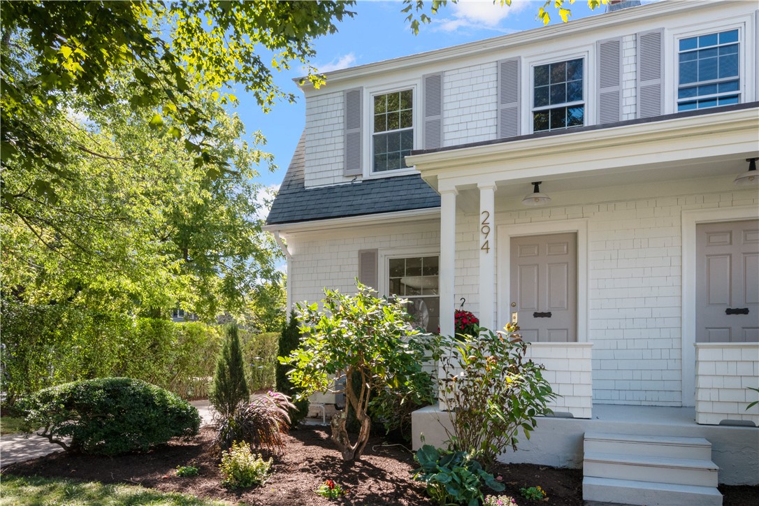 294 Cole Avenue Providence, RI 02906 - Photo 3 of 45