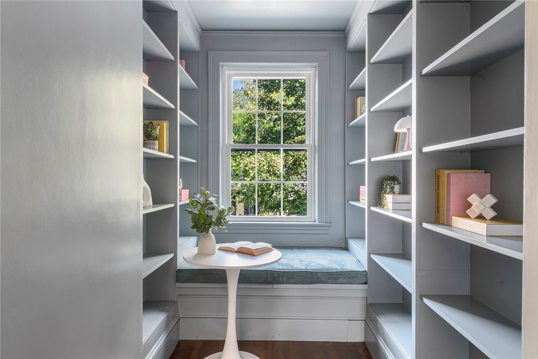 294 Cole Avenue Providence, RI 02906 - Photo 34 of 45