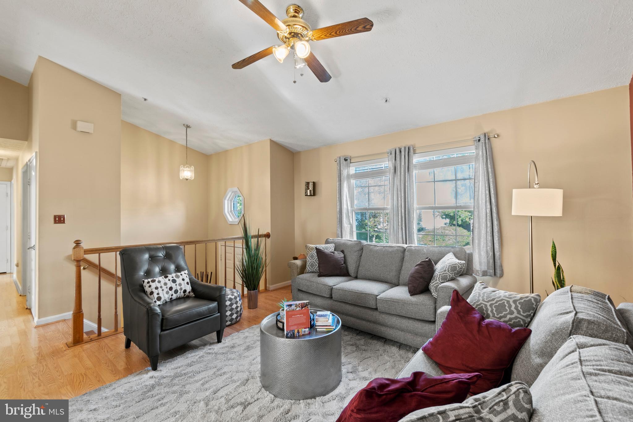 6435 Forest Road Cheverly, MD 20785 - Photo 5 of 46 Living room with 2 story foyer, hardwood floors