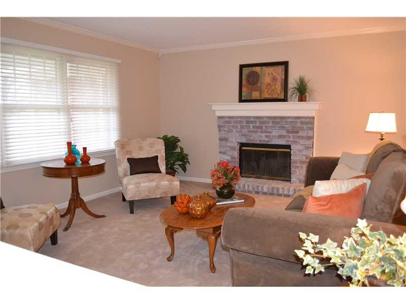6440 Harbridge Road Indianapolis, IN 46220 - Photo 3 of 18