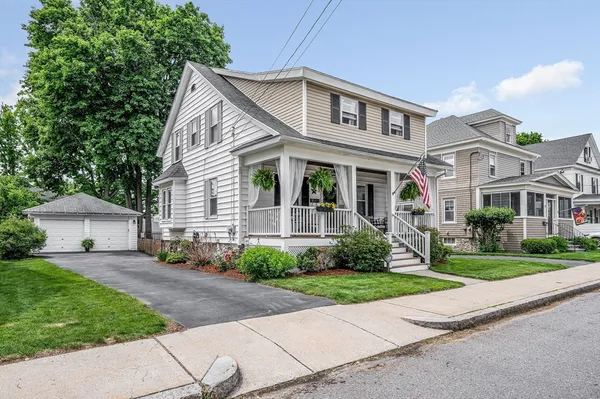 $525,000 | 77 Hawthorn Street, Lowell, MA 01851