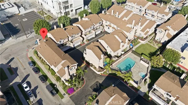 $669,000 | 2915 East 60th Place, Unit A, Huntington Park, CA 90255