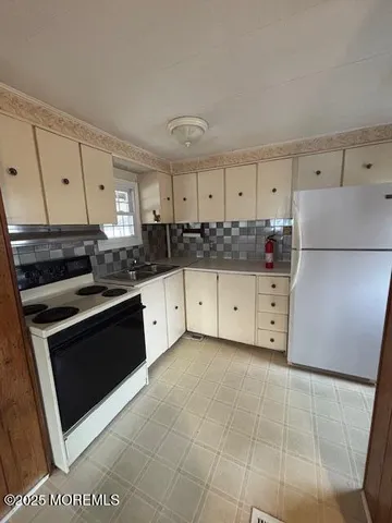 $89,000 | 53 Bayshore Mobile Manor, Hazlet, NJ 07730