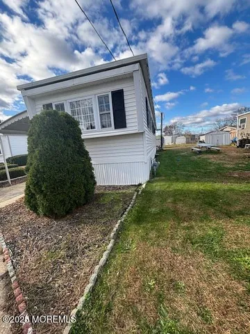 $89,000 | 53 Bayshore Mobile Manor, Hazlet, NJ 07730