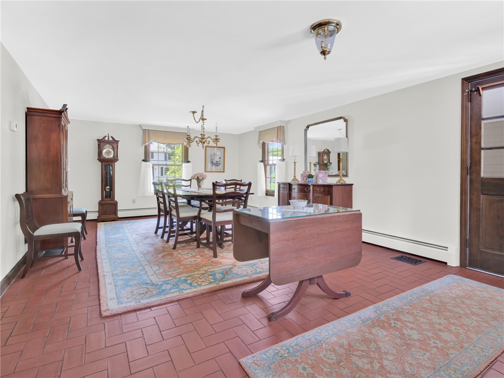10 Ridgefield Drive East Greenwich, RI 02818 - Photo 12 of 38