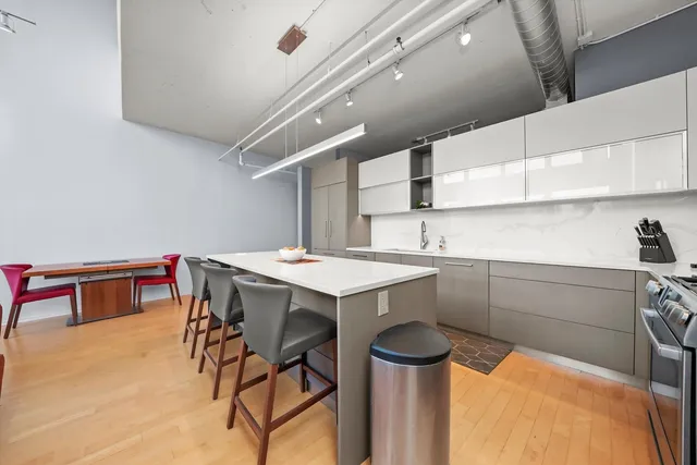$675,000 | 1530 South State Street, Unit 1004, Chicago, IL 60605