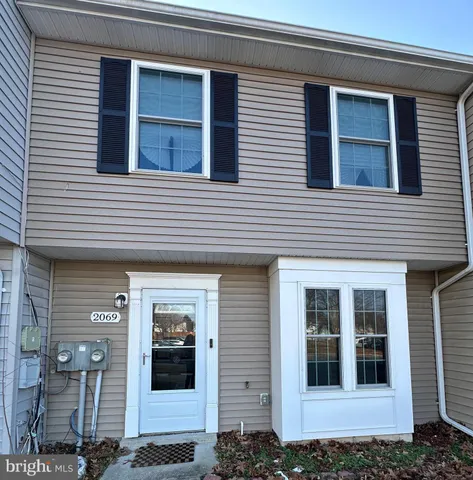 $2,400 | 2069 Tanglewood Drive, Waldorf, MD 20601