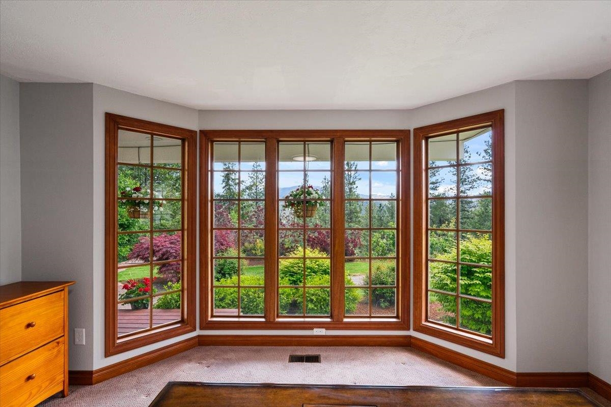 6814 East Jackson Ridge Lane Greenacres, WA 99016 - Photo 16 of 50 Gallery Image 16