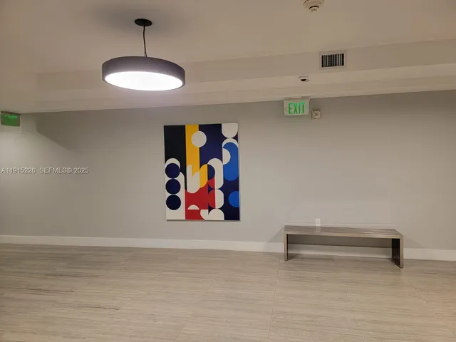 a picture of city view