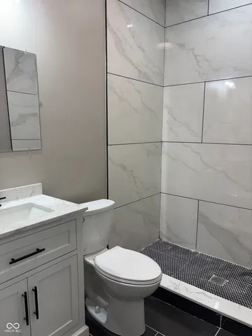 $299,999 | 1924 North Lesley Avenue, Indianapolis, IN 46218