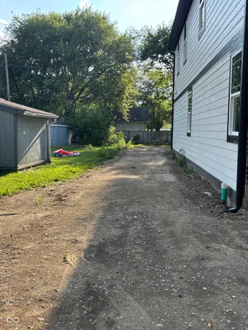 $299,999 | 1924 North Lesley Avenue, Indianapolis, IN 46218