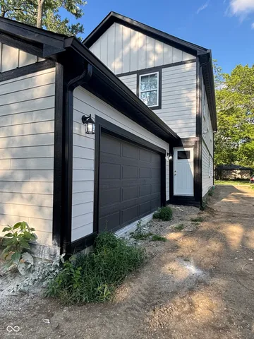 $299,999 | 1924 North Lesley Avenue, Indianapolis, IN 46218