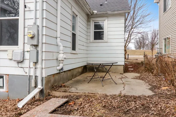 $165,000 | 806 West Market Street, Bloomington, IL 61701