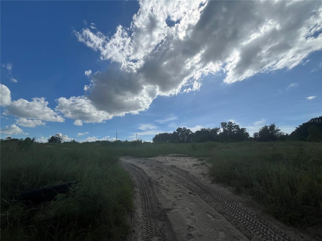 West Kelly Park Road Apopka, FL 32712 - Photo 2 of 5 a view of a city with lots of green space