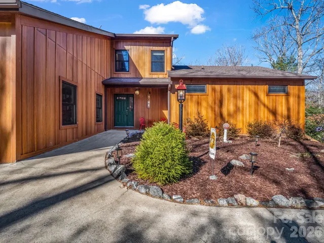 $699,000 | 358 Whitney Boulevard, Lake Lure, NC 28746