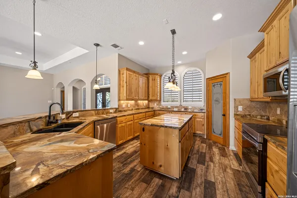 $3,600 | 7033 Robin Hood Way, Schertz, TX 78154