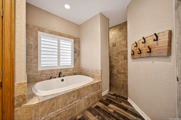 $3,600 | 7033 Robin Hood Way, Schertz, TX 78154