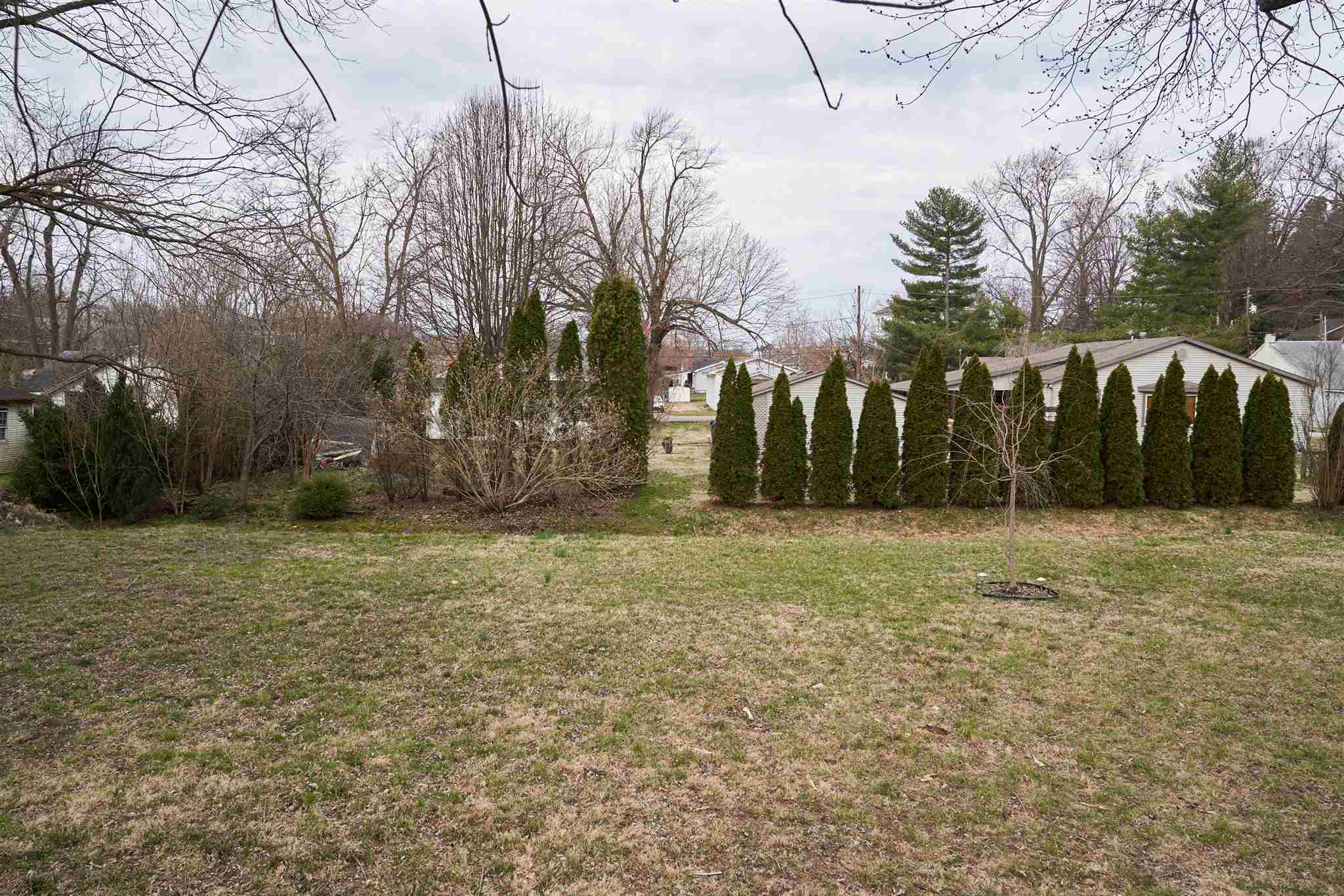 400 Locust Street Newburgh, IN 47630 - Photo 28 of 33 Gallery Image 28