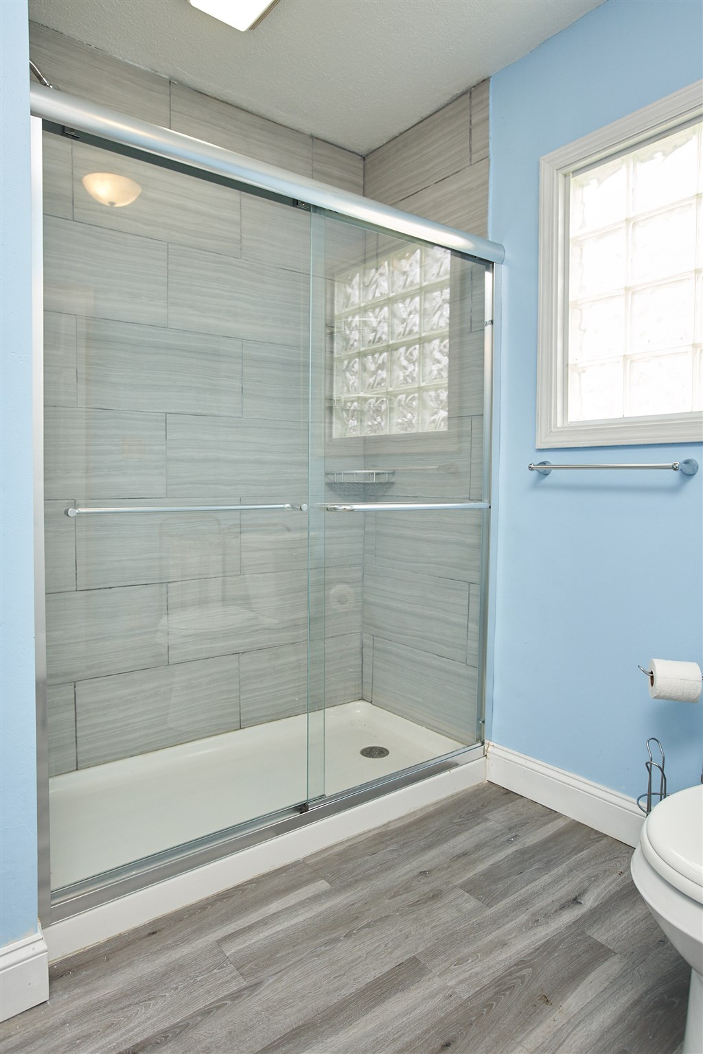 400 Locust Street Newburgh, IN 47630 - Photo 7 of 33 Gallery Image 7