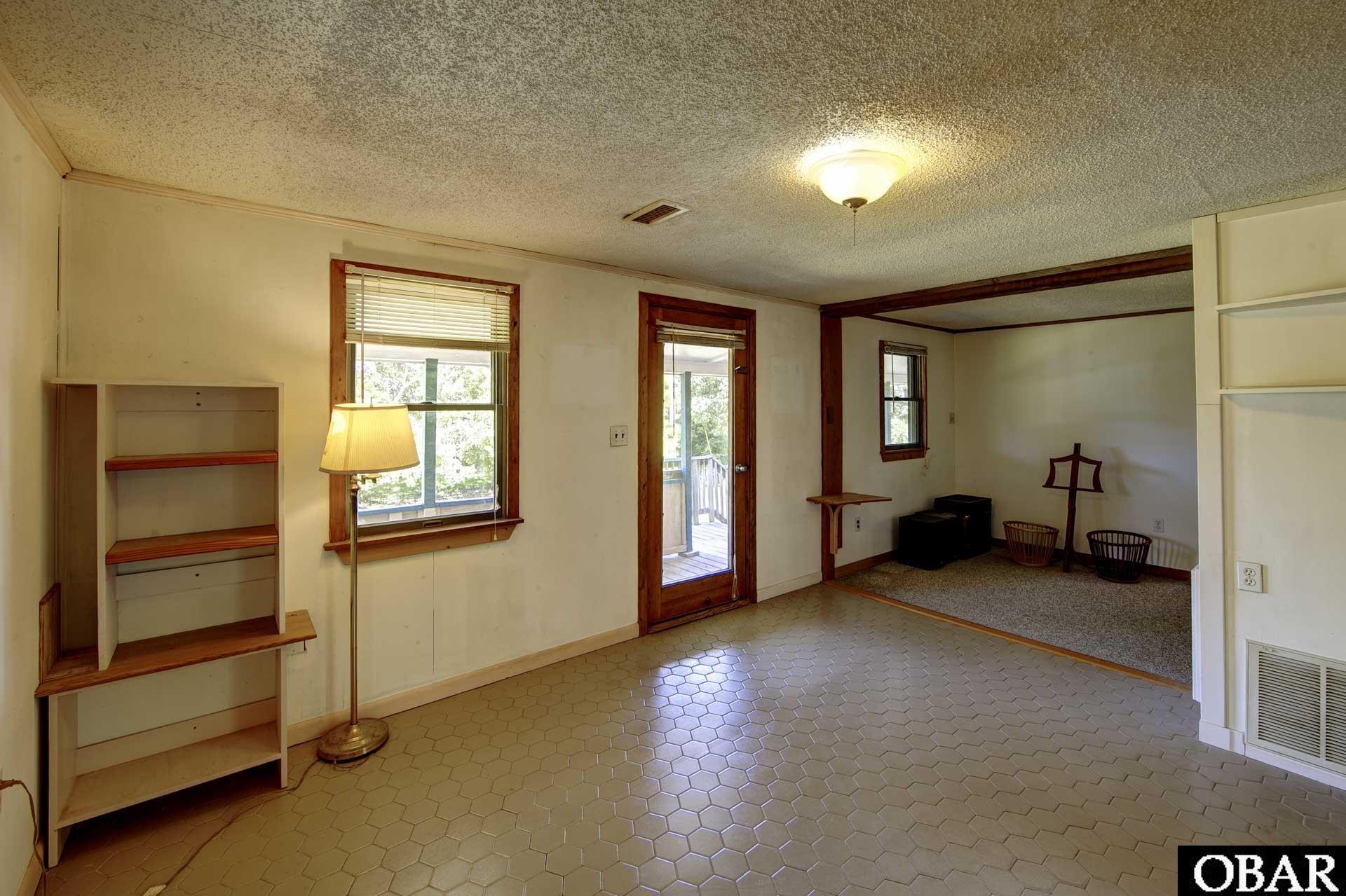 48216 Tyler Road Buxton, NC 27920 - Photo 4 of 20