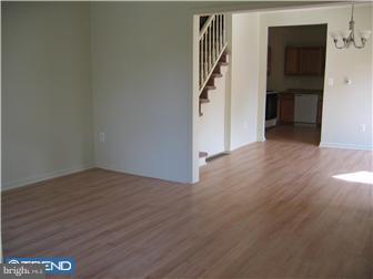 224 Rutledge Avenue Folsom, PA 19033 - Photo 3 of 12 Gallery Image 3