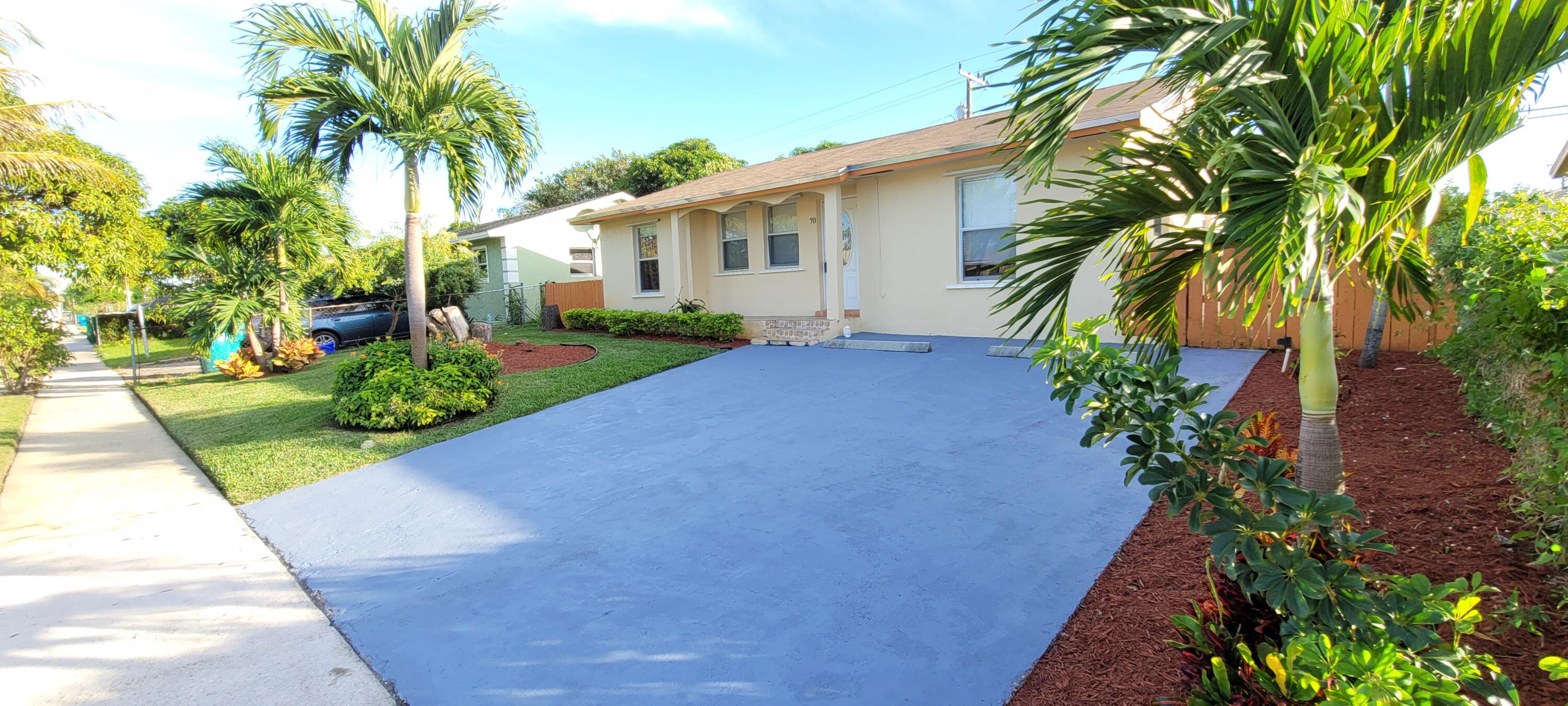 70 Miner Road Boynton Beach, FL 33435 - Photo 2 of 12 20211126_155909