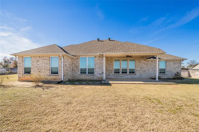 $472,000 | 16208 Tulare, Lindale, TX 75771