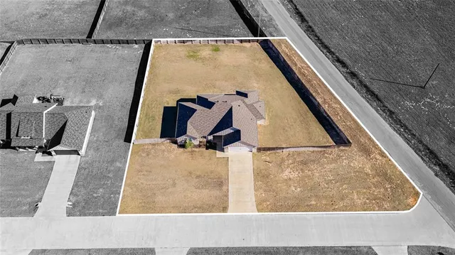 $472,000 | 16208 Tulare, Lindale, TX 75771