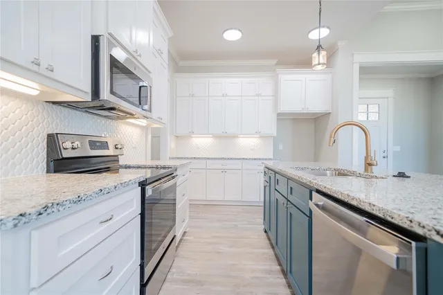 $472,000 | 16208 Tulare, Lindale, TX 75771