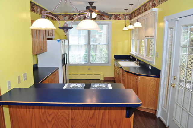 173 Gage Road Riverside, IL 60546 - Photo 5 of 18