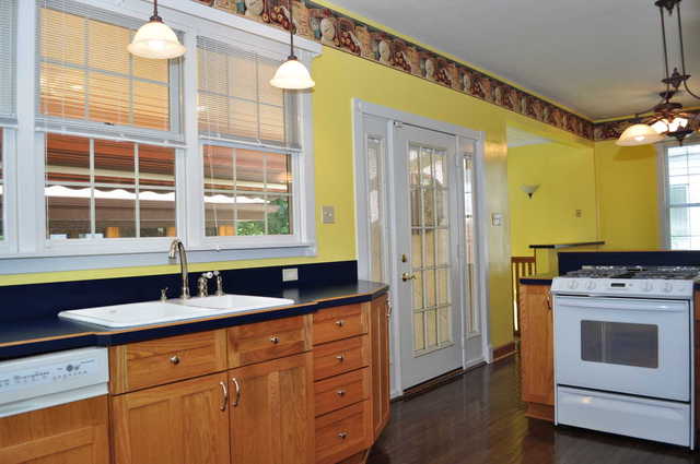 173 Gage Road Riverside, IL 60546 - Photo 6 of 18