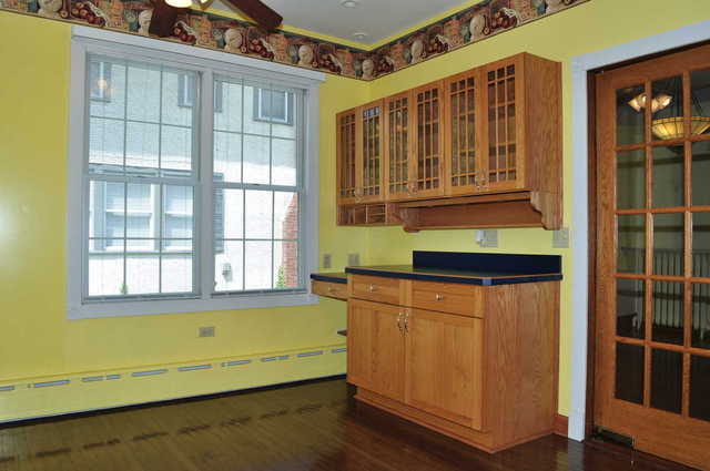 173 Gage Road Riverside, IL 60546 - Photo 7 of 18