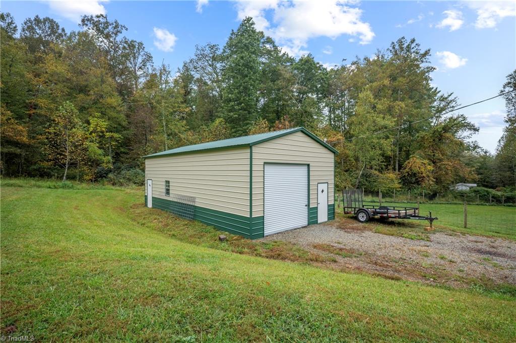487 Dry Twig Road Laurel Fork, VA 24352 - Photo 26 of 39 Gallery Image 26