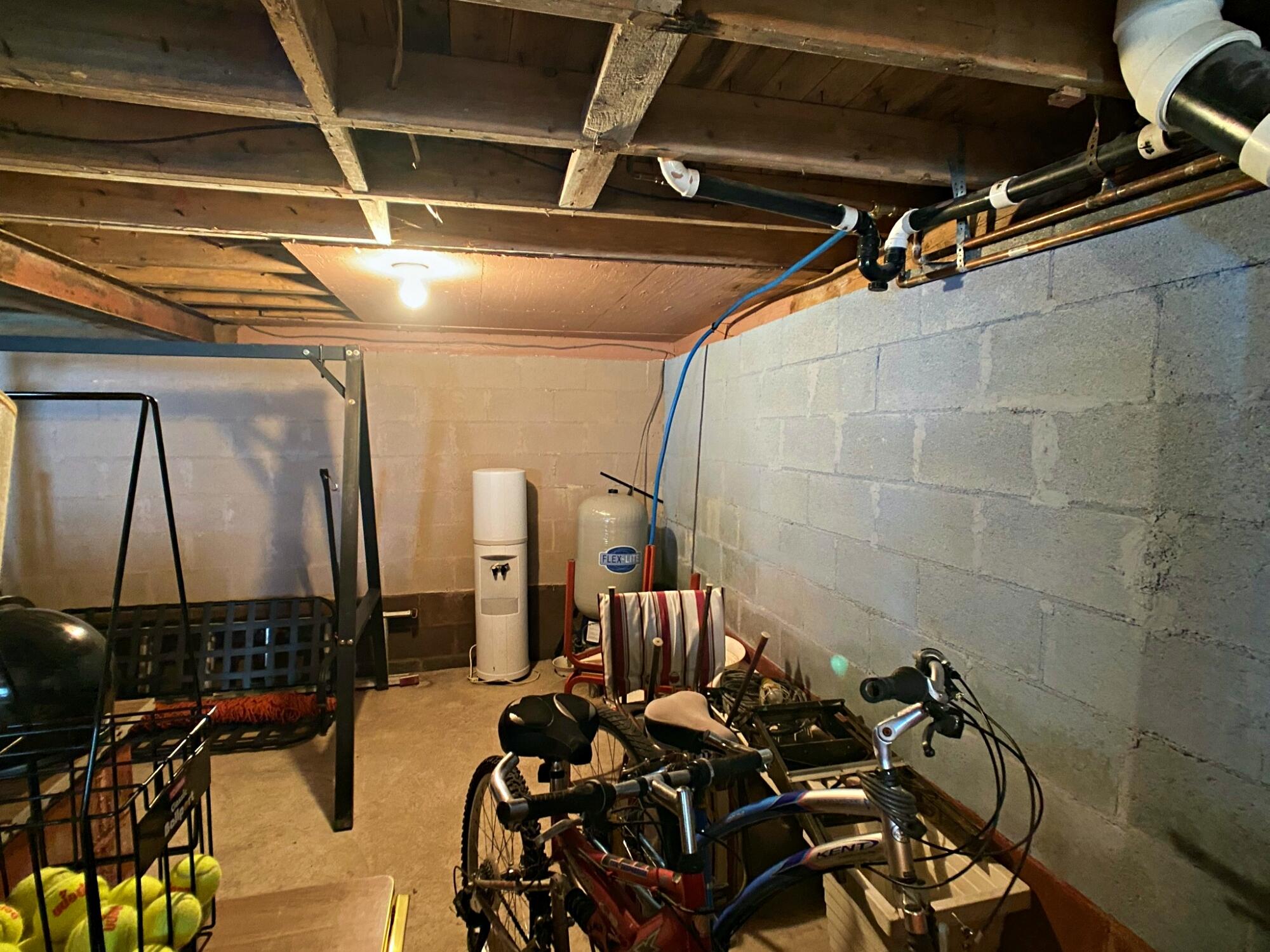 321 Lake Shore Road St. David, ME 04773 - Photo 33 of 53 Champange - InteriorIMG_0065
