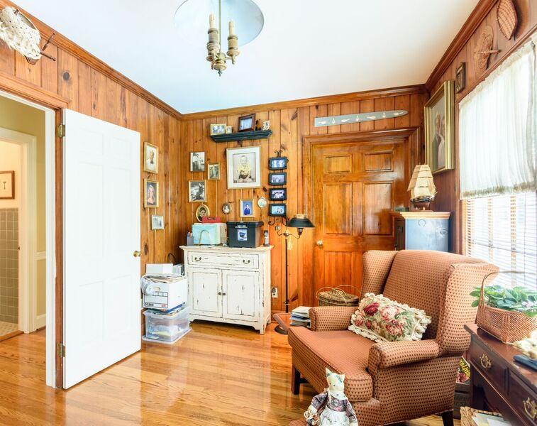 27 Broughton Road Charleston, SC 29407 - Photo 23 of 43 office room