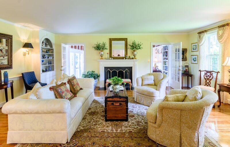 27 Broughton Road Charleston, SC 29407 - Photo 5 of 43 formal living room