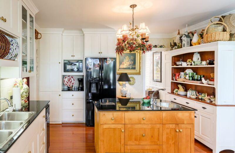 27 Broughton Road Charleston, SC 29407 - Photo 10 of 43 kitchen 3