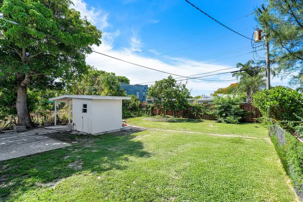 $3,500 | 719 Briggs Street, West Palm Beach, FL 33405