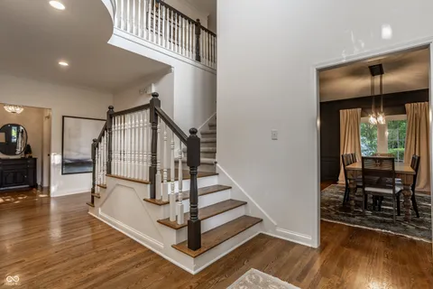 $1,300,000 | 4626 Woods Edge Drive, Zionsville, IN 46077