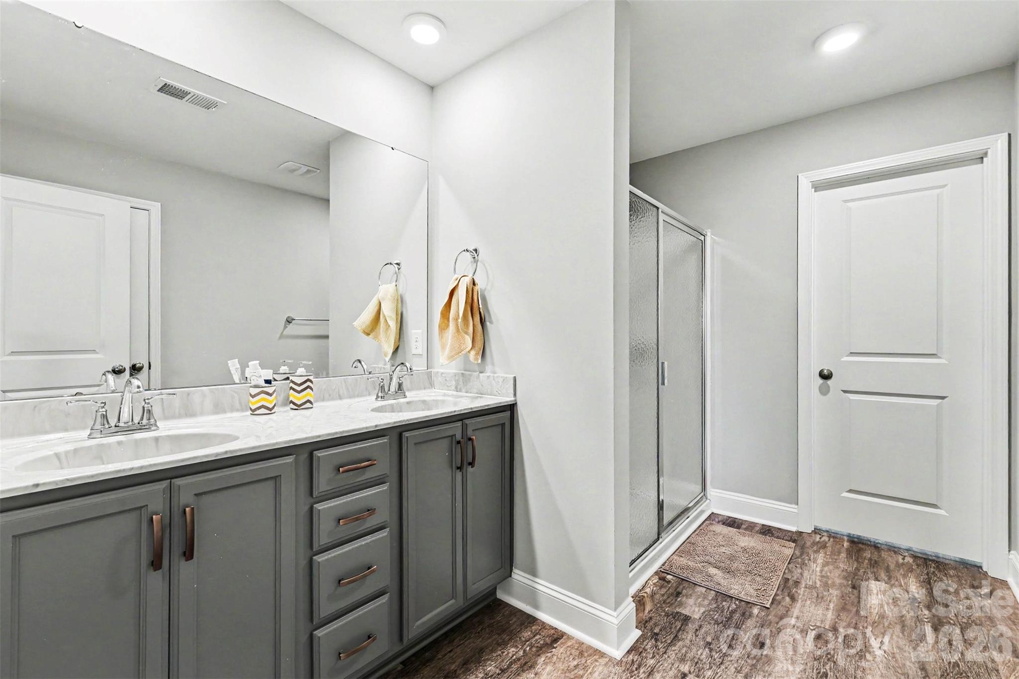 3401 State Rd S-46-76 Sharon, SC 29742 - Photo 20 of 44 a bathroom with a sink and a mirror